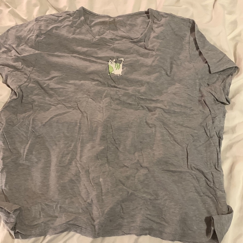 T-shirt